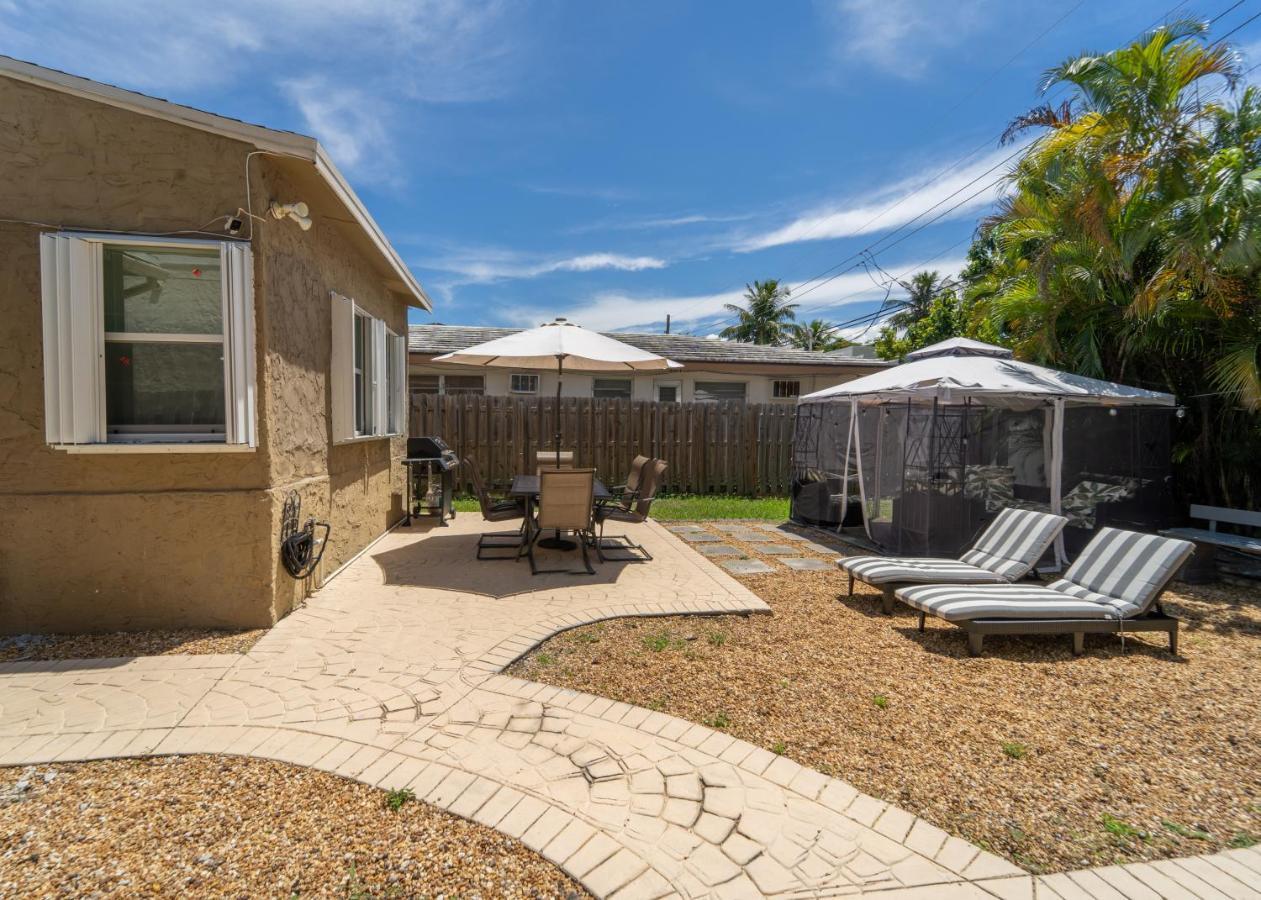 Villa Bike To Beach-spacious With Patio Bbq & Game Hallandale Beach